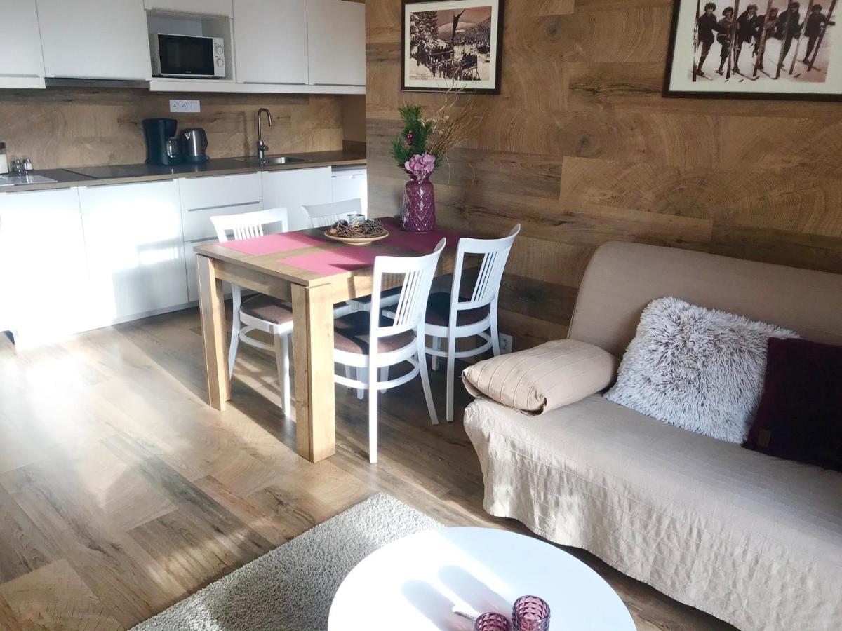 Apartmany Gryf Harrachov Exteriör bild