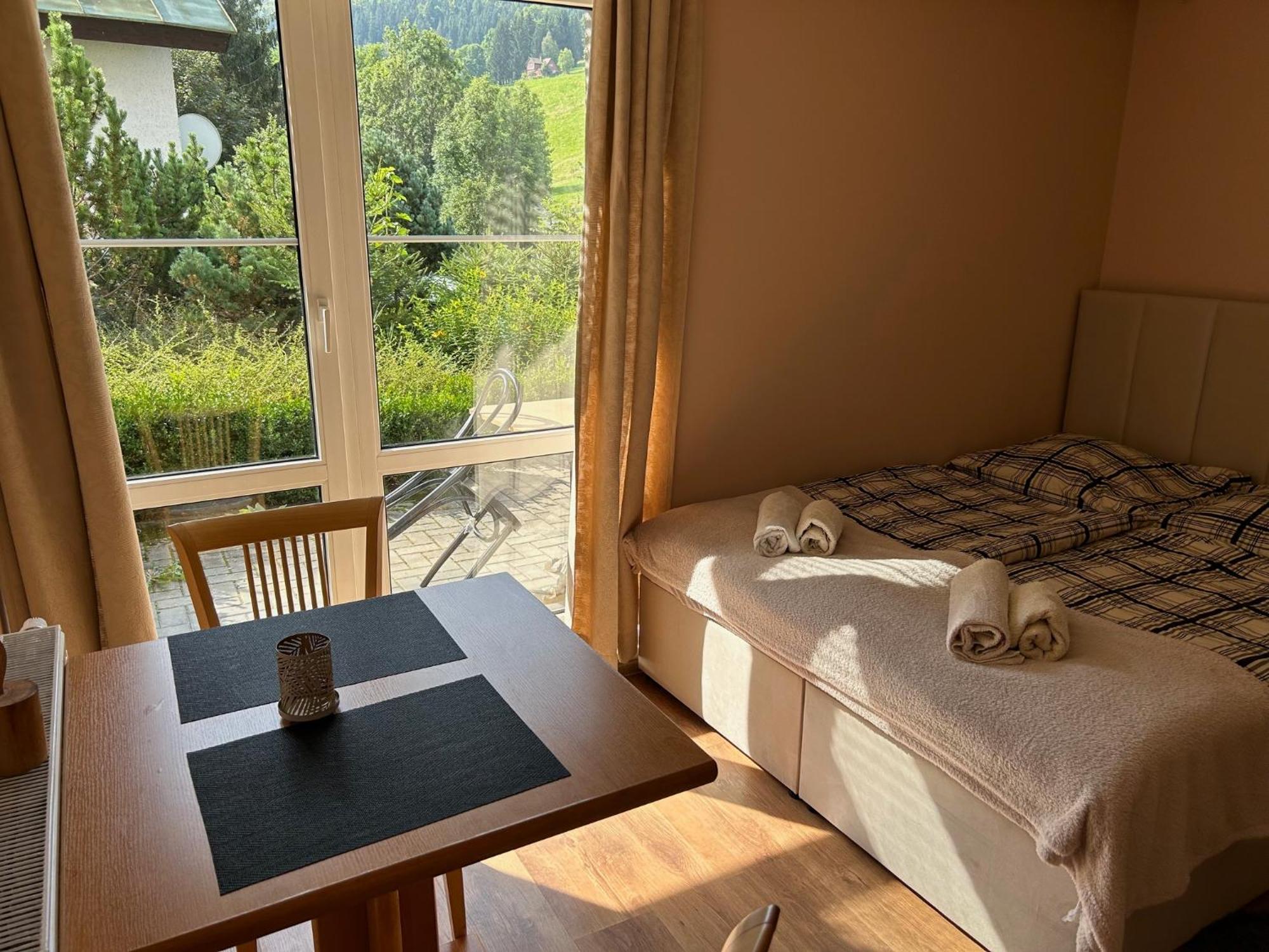 Apartmany Gryf Harrachov Exteriör bild