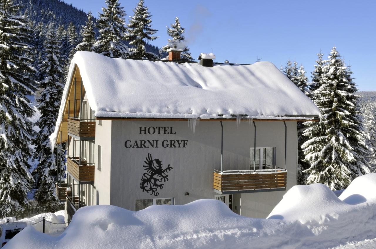 Apartmany Gryf Harrachov Exteriör bild