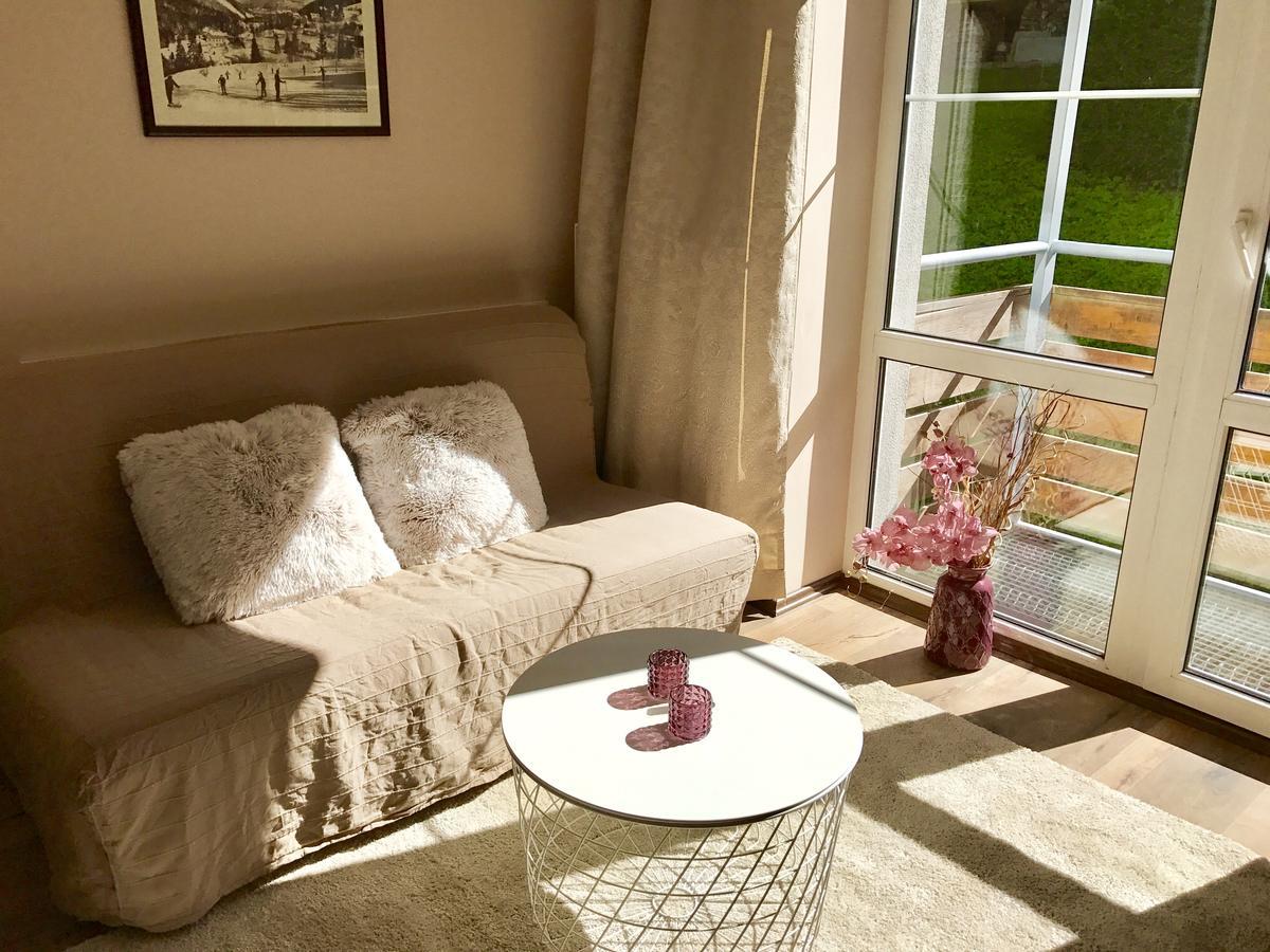 Apartmany Gryf Harrachov Exteriör bild