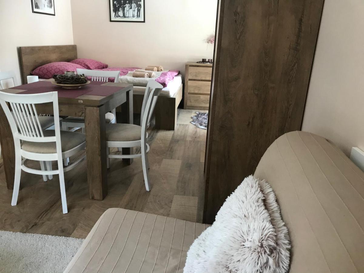Apartmany Gryf Harrachov Exteriör bild