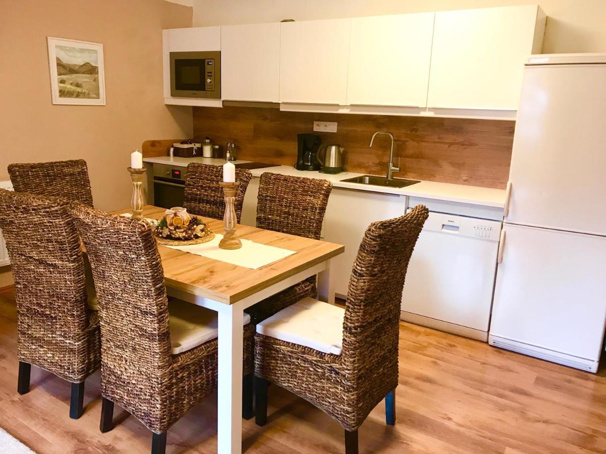 Apartmany Gryf Harrachov Exteriör bild